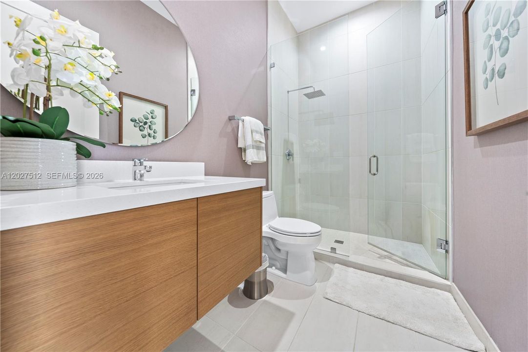 For Sale: $2,100,000 (4 beds, 4 baths, 3996 Square Feet)