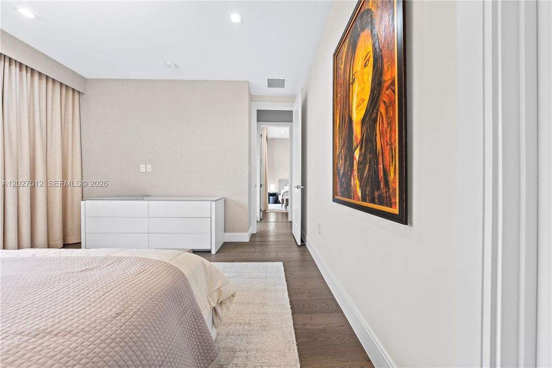 For Sale: $2,100,000 (4 beds, 4 baths, 3996 Square Feet)