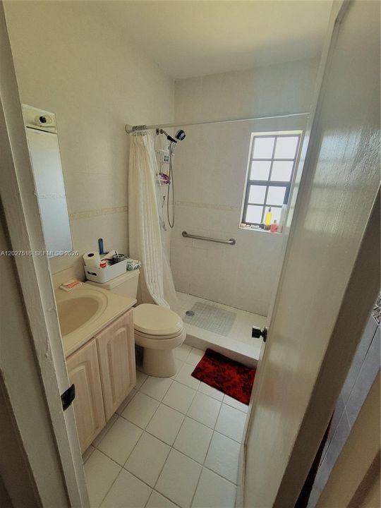 For Sale: $599,000 (3 beds, 1 baths, 1194 Square Feet)