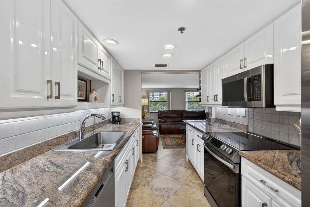 Kitchen 2
