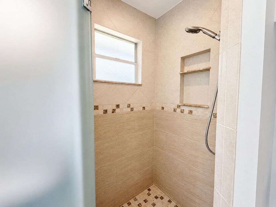 Primary Shower