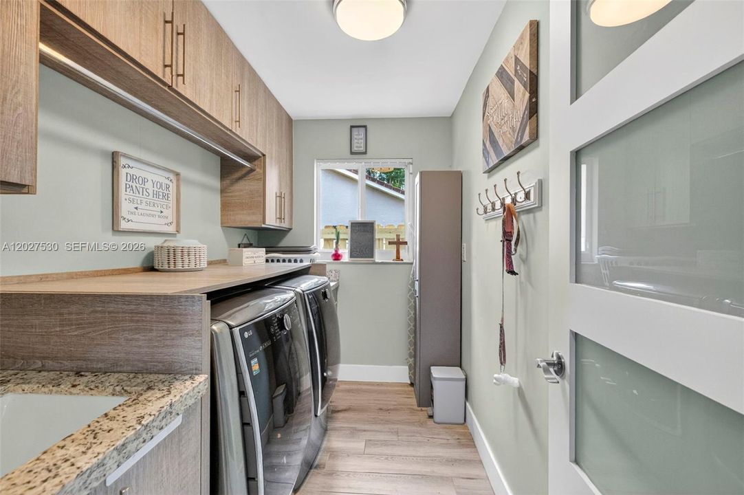 For Sale: $990,000 (4 beds, 2 baths, 2859 Square Feet)