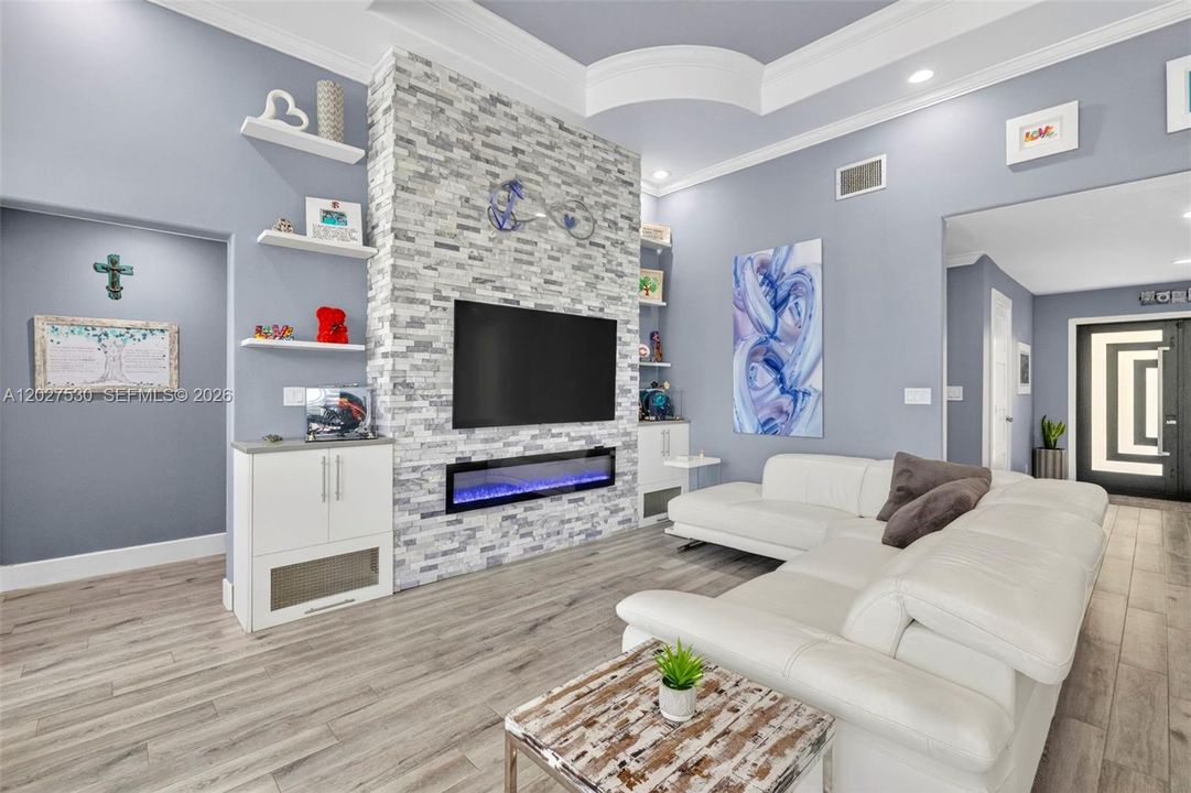 For Sale: $990,000 (4 beds, 2 baths, 2859 Square Feet)