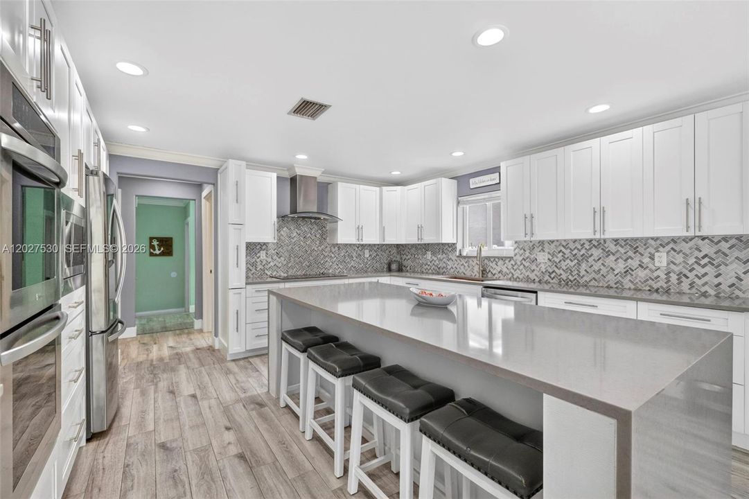 For Sale: $990,000 (4 beds, 2 baths, 2859 Square Feet)