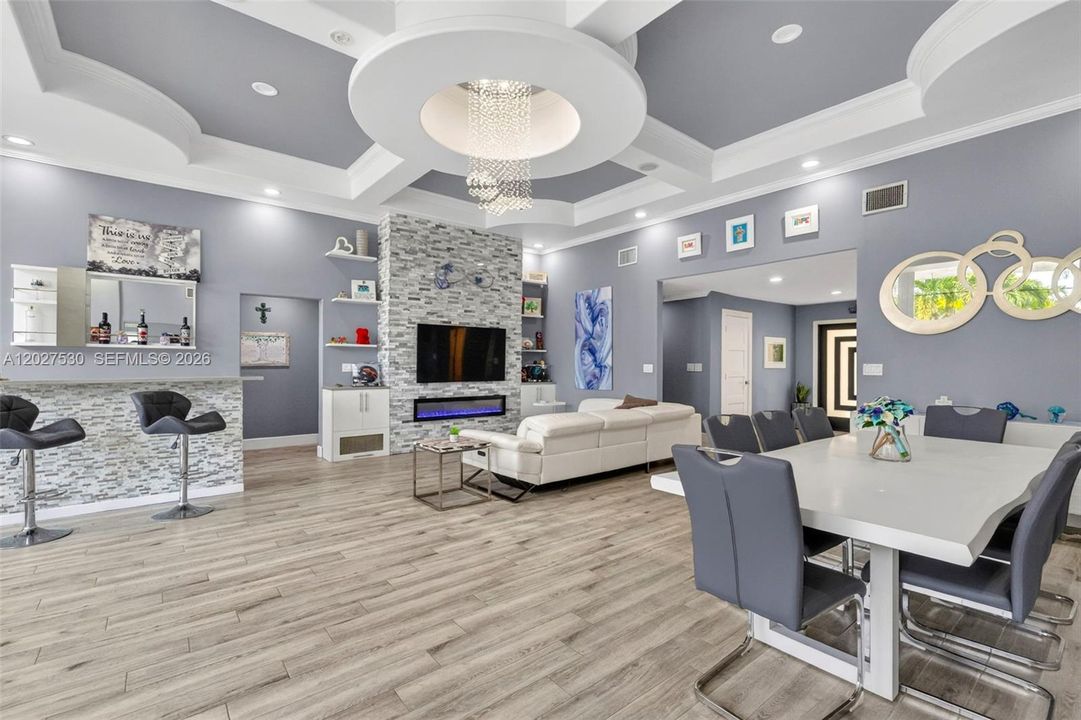 For Sale: $990,000 (4 beds, 2 baths, 2859 Square Feet)