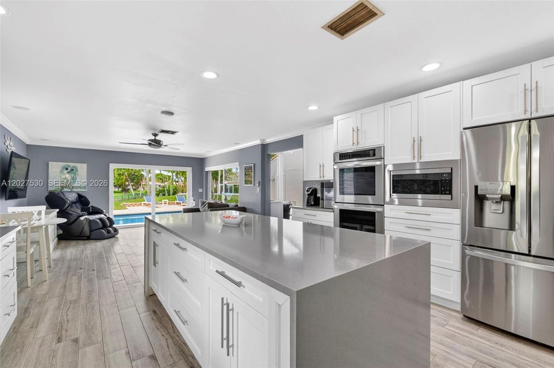 For Sale: $990,000 (4 beds, 2 baths, 2859 Square Feet)