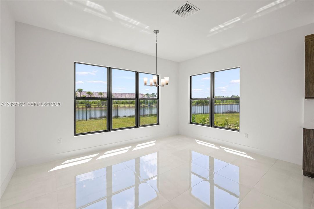For Rent: $9,000 (5 beds, 5 baths, 5334 Square Feet)