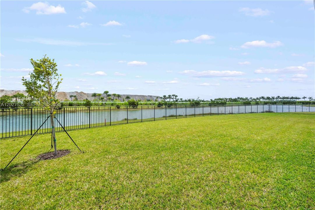 For Rent: $9,000 (5 beds, 5 baths, 5334 Square Feet)