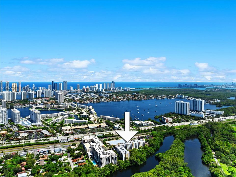 For Sale: $260,000 (2 beds, 2 baths, 1213 Square Feet)
