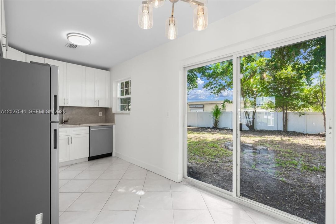 En Venta: $399,900 (3 camas, 1 baños, 805 Pies cuadrados)