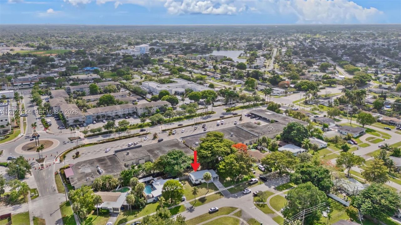 En Venta: $399,900 (3 camas, 1 baños, 805 Pies cuadrados)