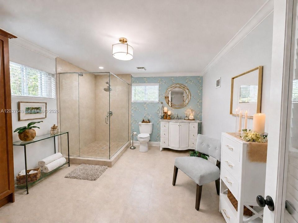 For Sale: $1,199,000 (4 beds, 2 baths, 2600 Square Feet)