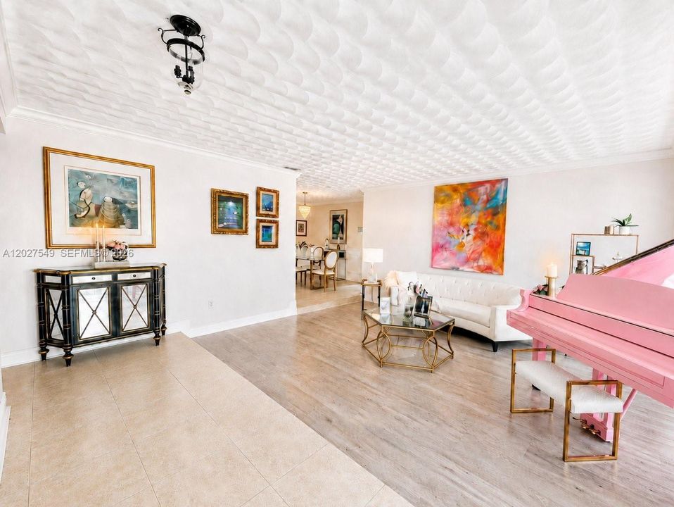For Sale: $1,199,000 (4 beds, 2 baths, 2600 Square Feet)