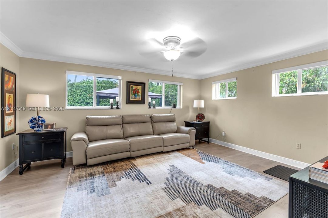 For Sale: $1,199,000 (4 beds, 2 baths, 2600 Square Feet)