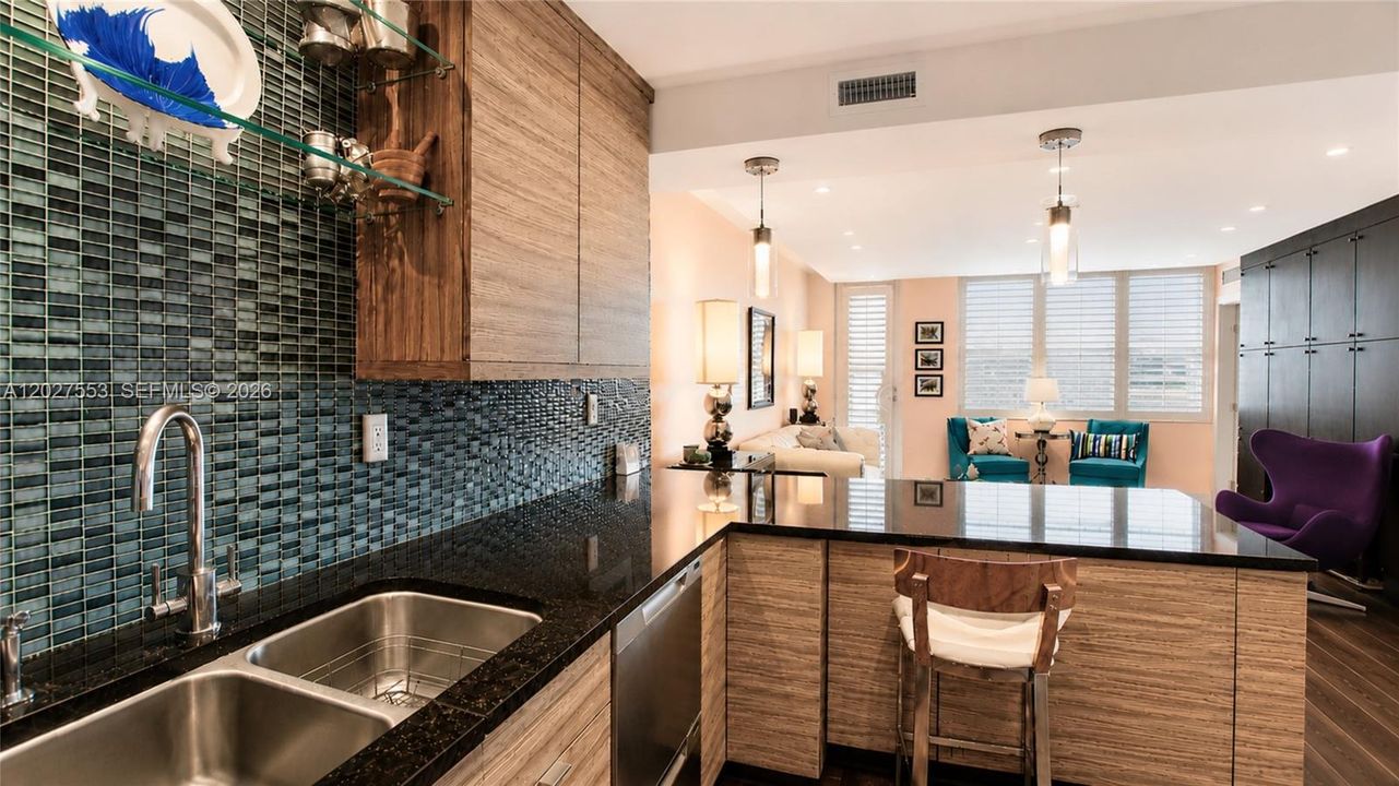For Rent: $4,200 (2 beds, 2 baths, 890 Square Feet)