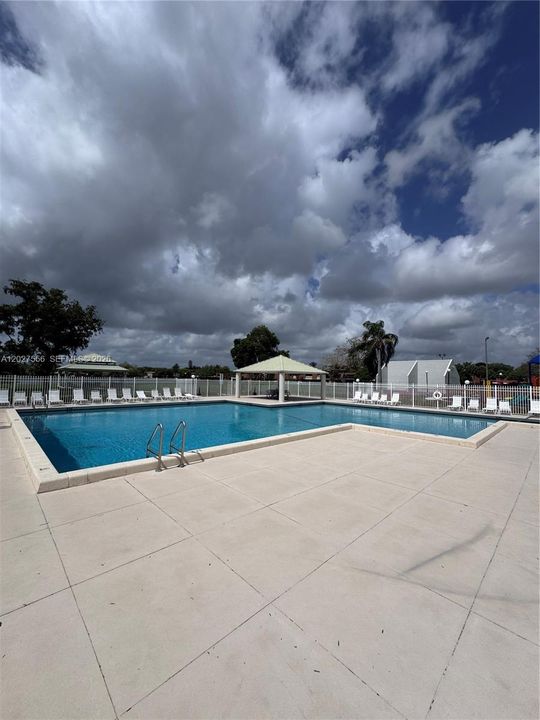 For Sale: $459,900 (3 beds, 2 baths, 1628 Square Feet)