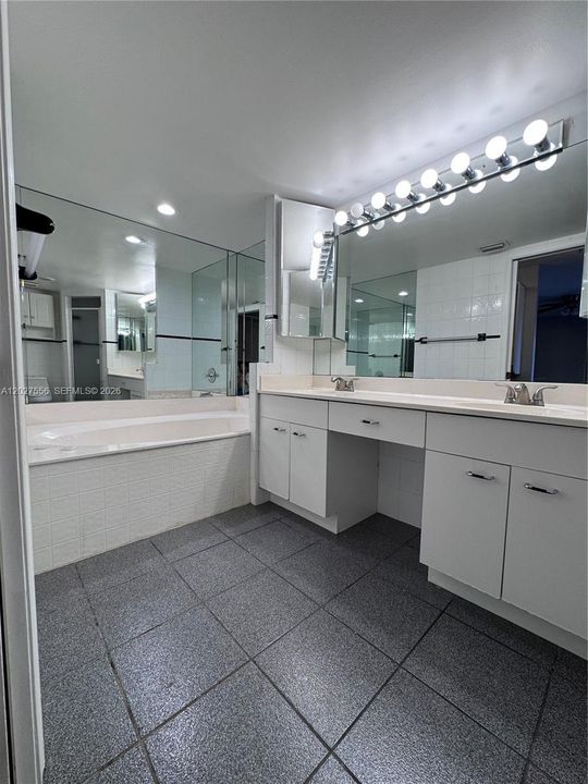 For Sale: $459,900 (3 beds, 2 baths, 1628 Square Feet)