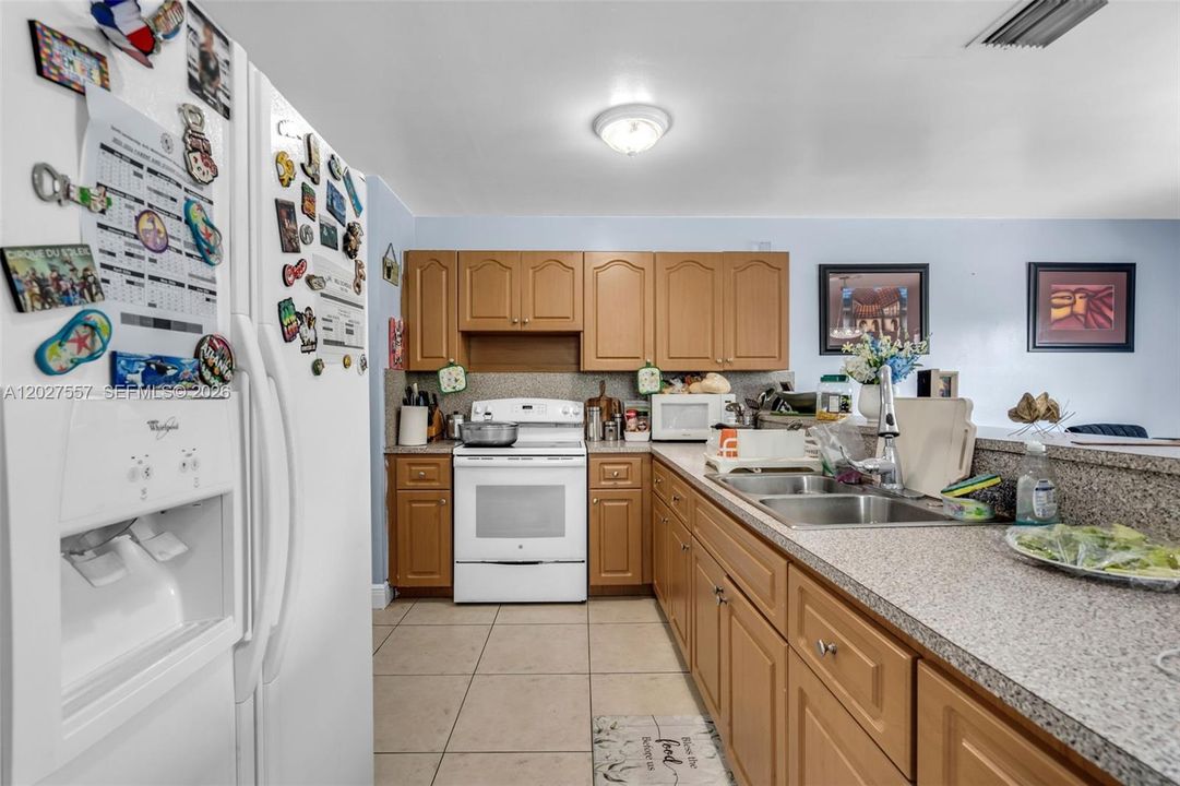 For Sale: $1,400,000 (0 beds, 0 baths, 3768 Square Feet)