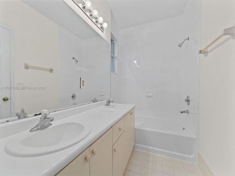 For Sale: $369,999 (4 beds, 3 baths, 1965 Square Feet)