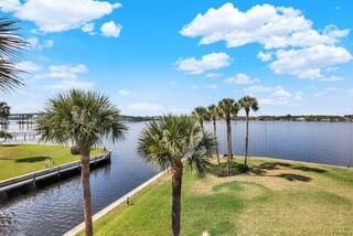 13-301_Circle_Bay-36