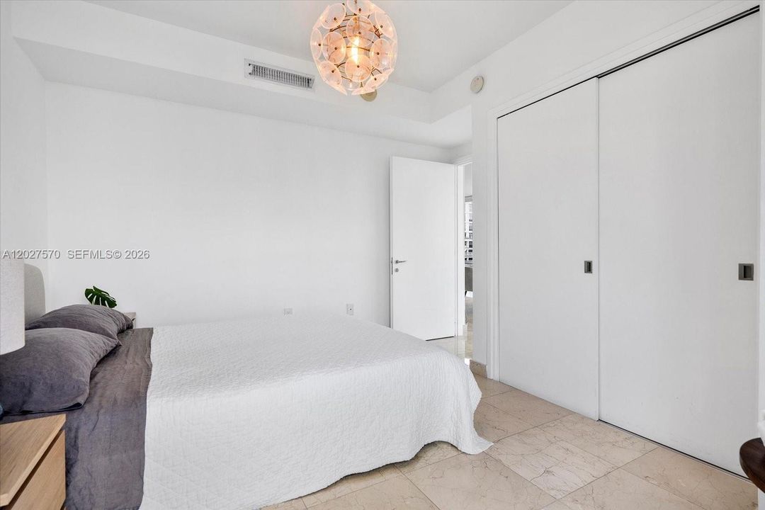 For Rent: $5,100 (2 beds, 2 baths, 1300 Square Feet)