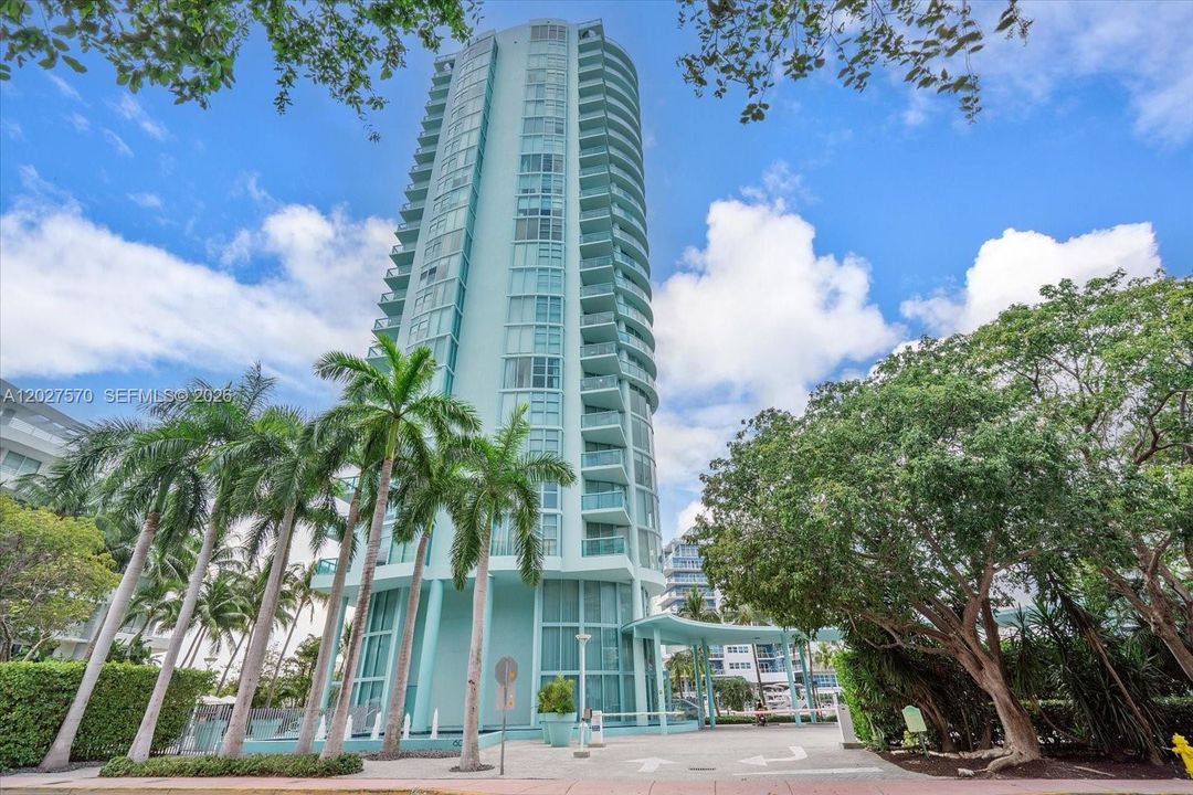For Rent: $5,100 (2 beds, 2 baths, 1300 Square Feet)