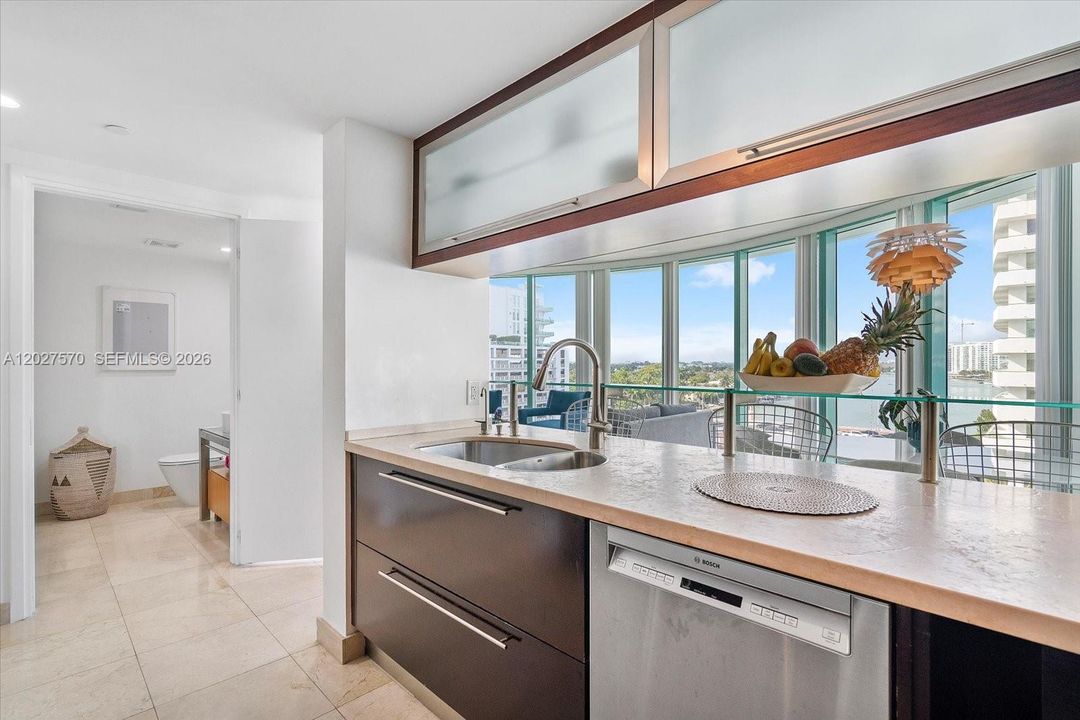 For Rent: $5,100 (2 beds, 2 baths, 1300 Square Feet)