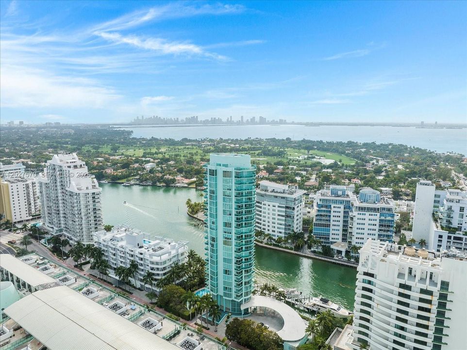 For Rent: $5,100 (2 beds, 2 baths, 1300 Square Feet)