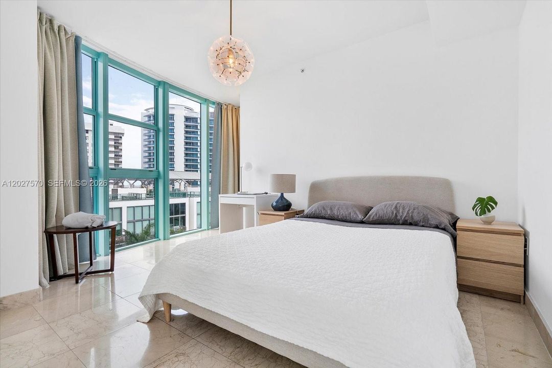 For Rent: $5,100 (2 beds, 2 baths, 1300 Square Feet)