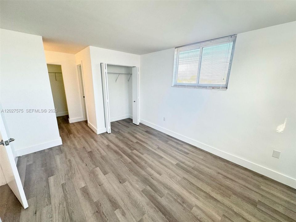 Activo con contrato: $2,300 (1 camas, 1 baños, 730 Pies cuadrados)