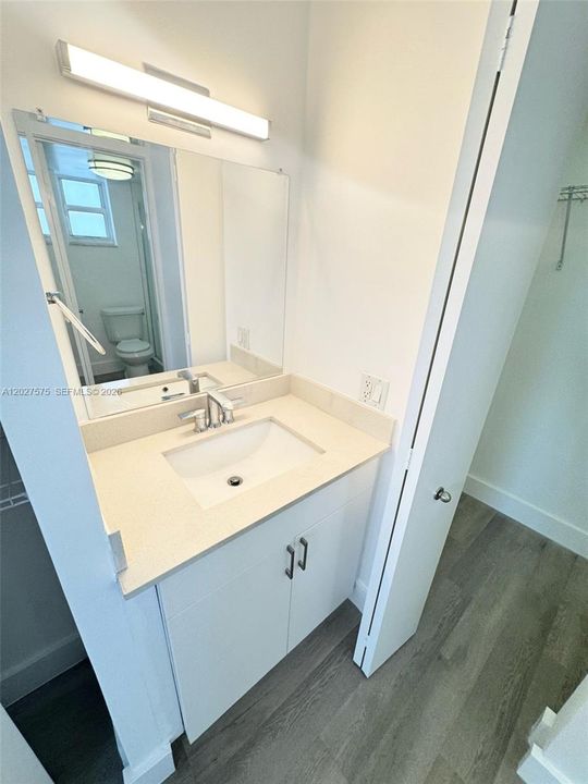 Activo con contrato: $2,300 (1 camas, 1 baños, 730 Pies cuadrados)