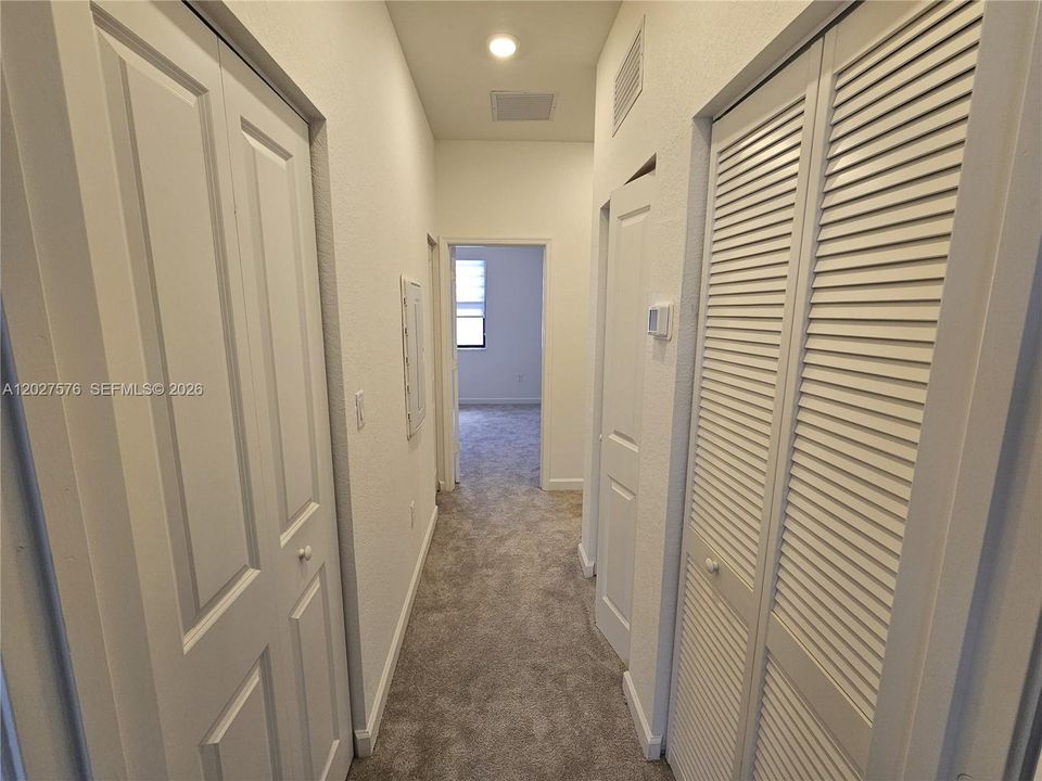 В аренду: $2,500 (3 спален, 3 ванн, 1328 Квадратных фут)