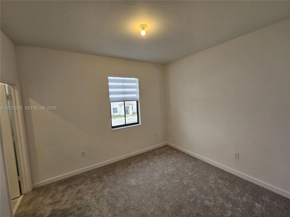 В аренду: $2,500 (3 спален, 3 ванн, 1328 Квадратных фут)