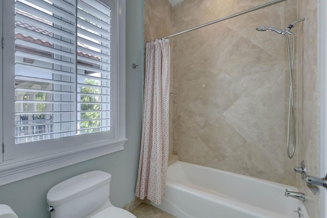 BEDROOM 2 BATH