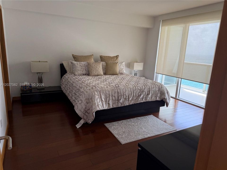 For Sale: $1,480,000 (3 beds, 3 baths, 1675 Square Feet)
