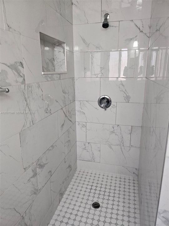 For Rent: $1,500 (1 beds, 1 baths, 3076 Square Feet)