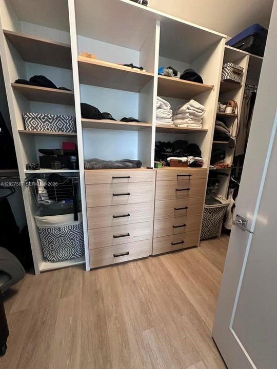 En Venta: $1,400,000 (5 camas, 4 baños, 3559 Pies cuadrados)