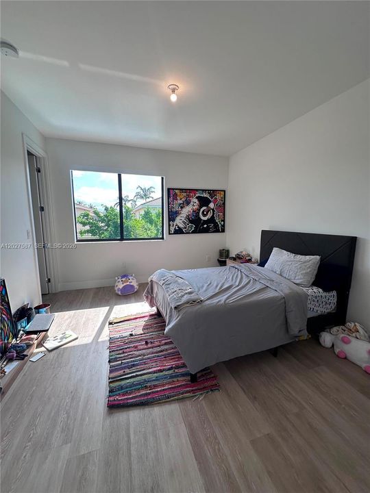 En Venta: $1,400,000 (5 camas, 4 baños, 3559 Pies cuadrados)