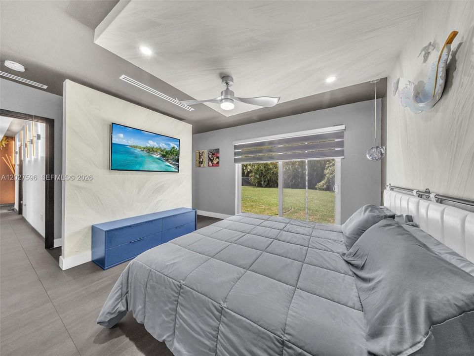 For Sale: $1,950,000 (4 beds, 4 baths, 2245 Square Feet)