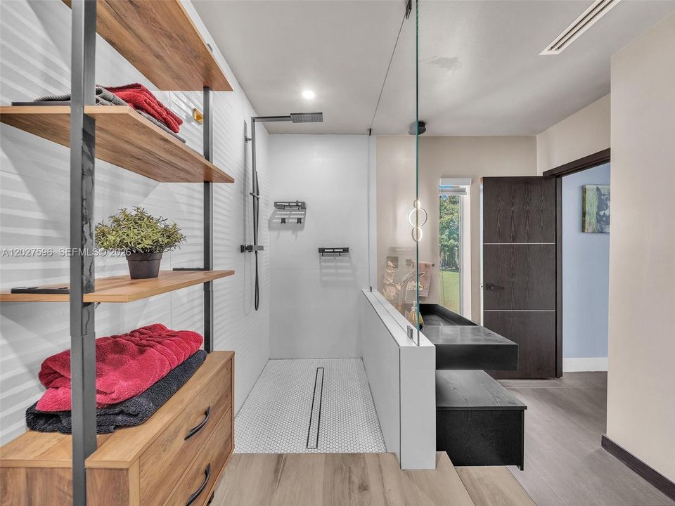 For Sale: $1,950,000 (4 beds, 4 baths, 2245 Square Feet)