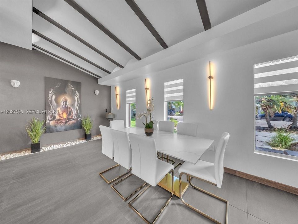 For Sale: $1,950,000 (4 beds, 4 baths, 2245 Square Feet)