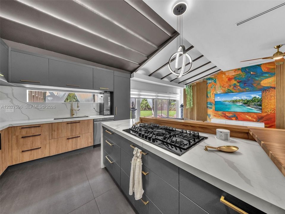 For Sale: $1,950,000 (4 beds, 4 baths, 2245 Square Feet)