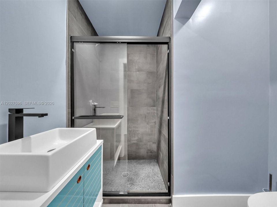 For Sale: $1,950,000 (4 beds, 4 baths, 2245 Square Feet)