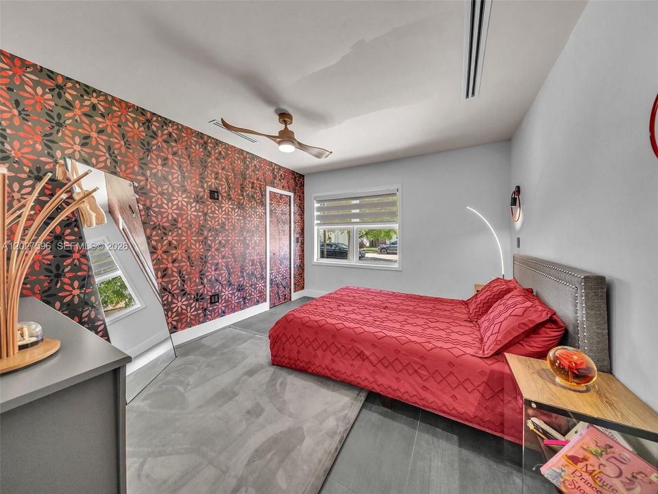 For Sale: $1,950,000 (4 beds, 4 baths, 2245 Square Feet)