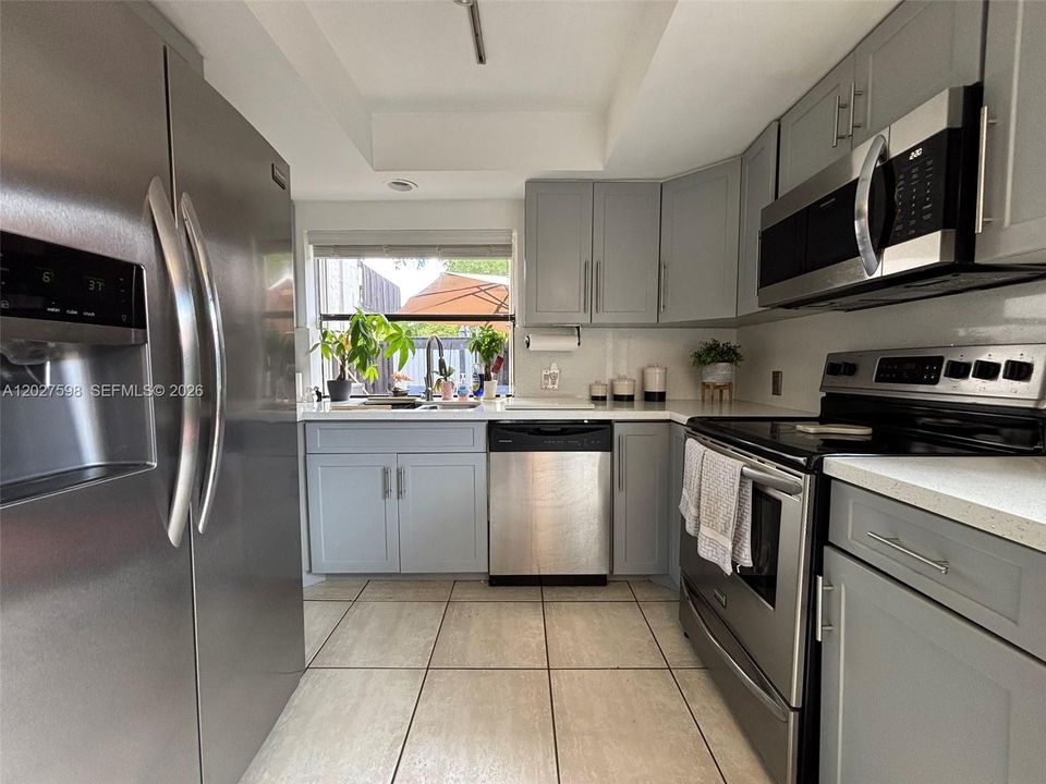 For Sale: $448,800 (3 beds, 2 baths, 1560 Square Feet)