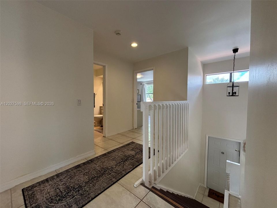 For Sale: $448,800 (3 beds, 2 baths, 1560 Square Feet)