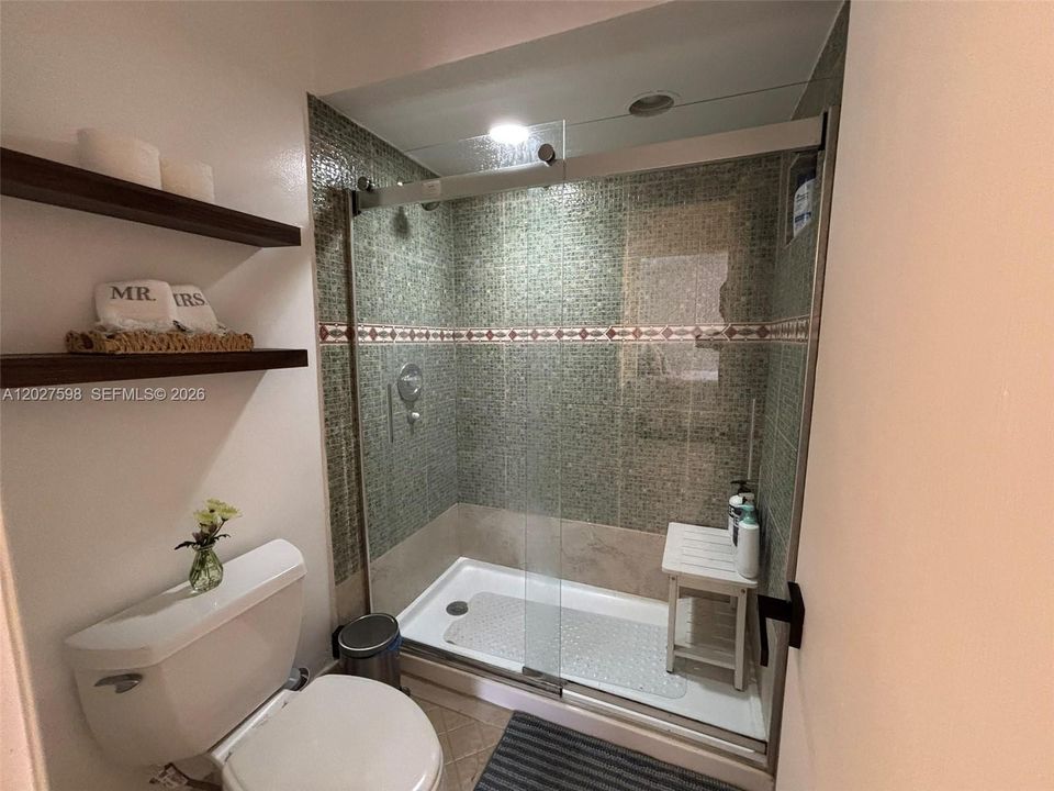 For Sale: $448,800 (3 beds, 2 baths, 1560 Square Feet)
