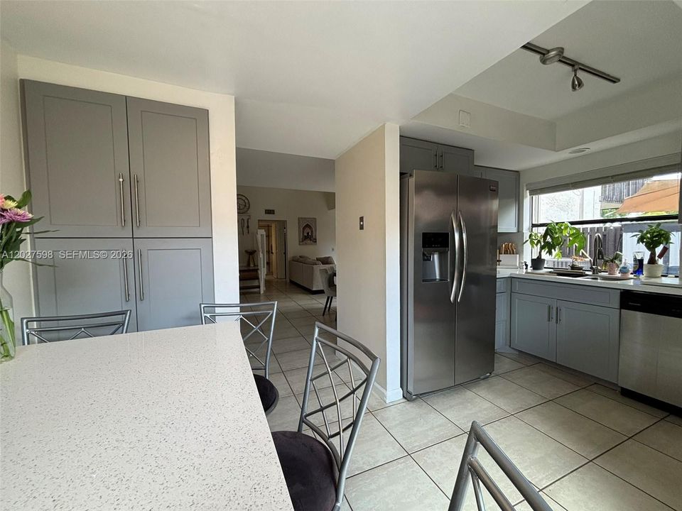 For Sale: $448,800 (3 beds, 2 baths, 1560 Square Feet)