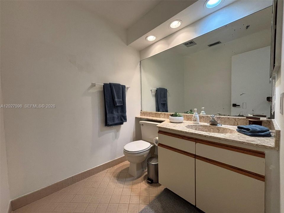 For Sale: $448,800 (3 beds, 2 baths, 1560 Square Feet)
