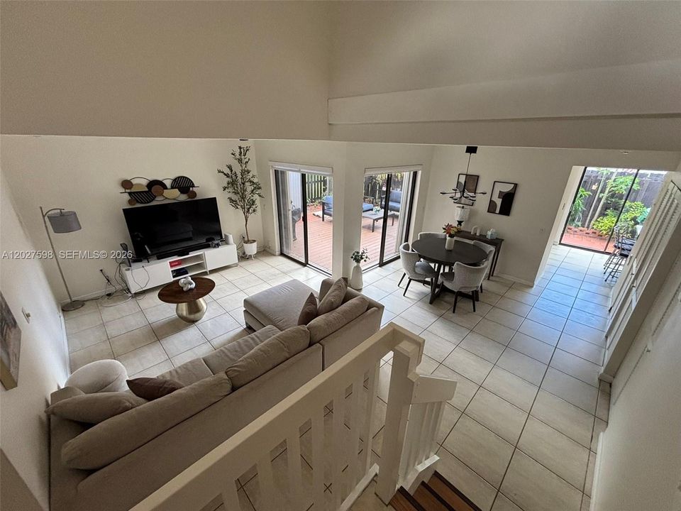 For Sale: $448,800 (3 beds, 2 baths, 1560 Square Feet)